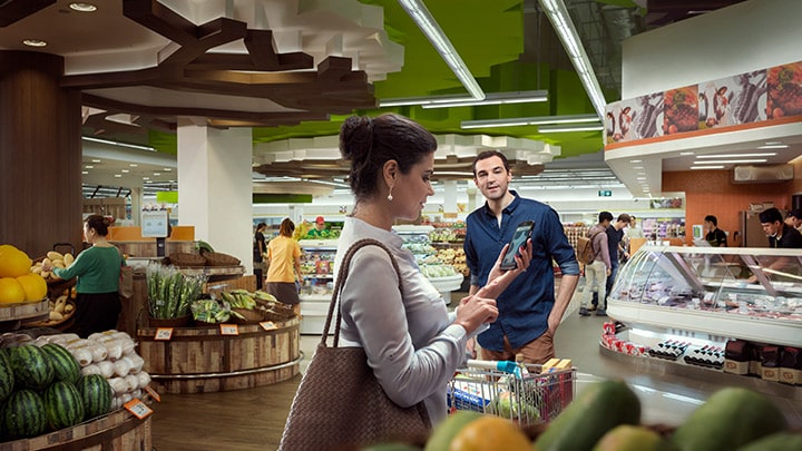 Bei Albert Heijn führt Licht die Kunden zum Produkt