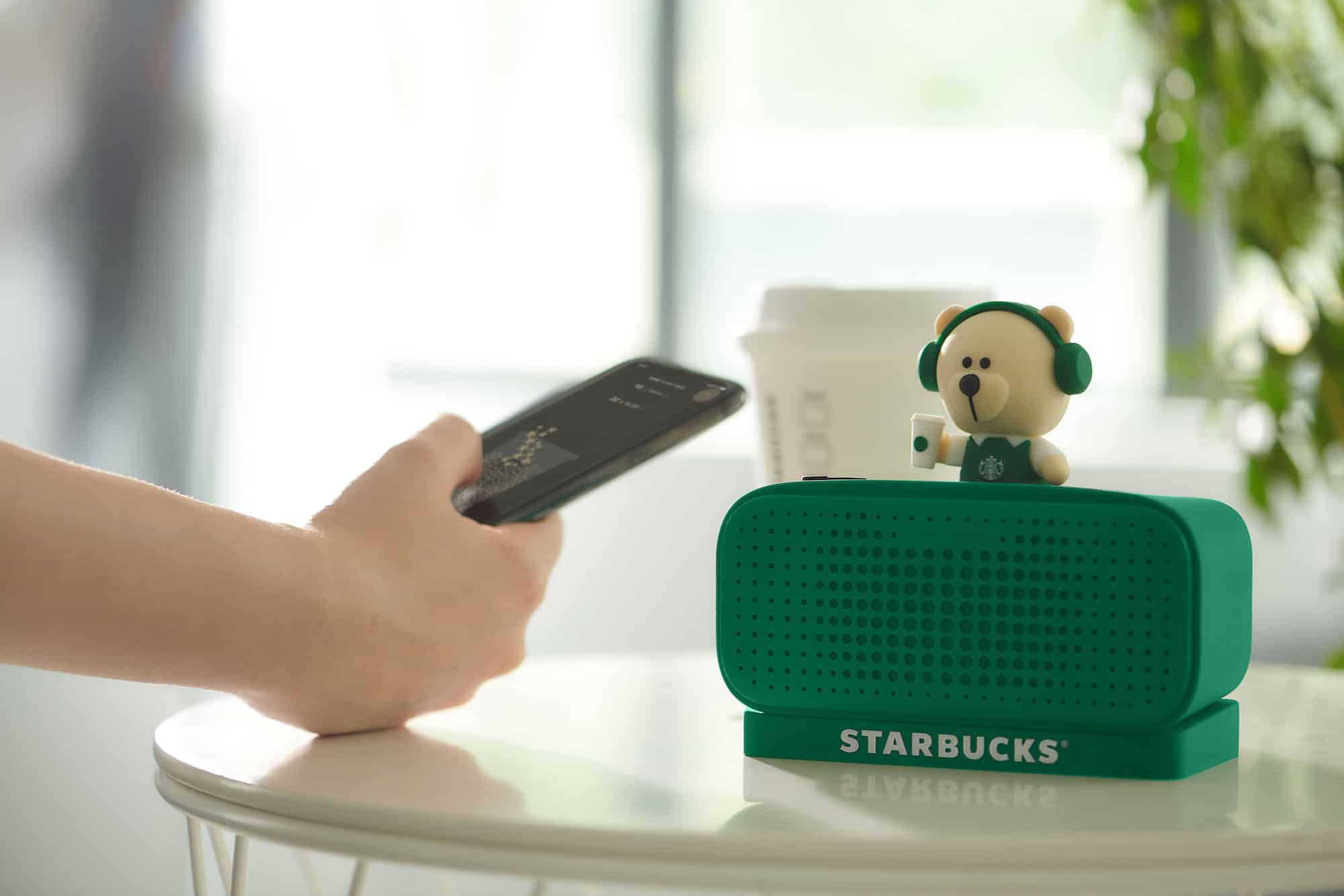 Tmall Genie exklusiv für Starbucks in China 